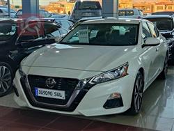 نيسان ألتيما